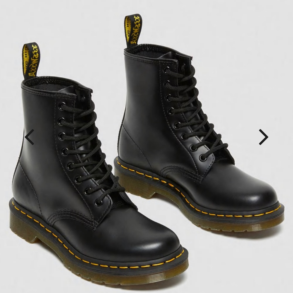 1460 Dr. Martens Boots
